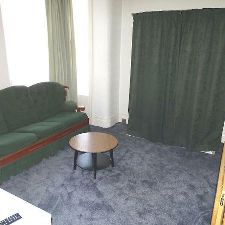Beeton Villas Holiday Apartments Μπλάκπουλ Εξωτερικό φωτογραφία