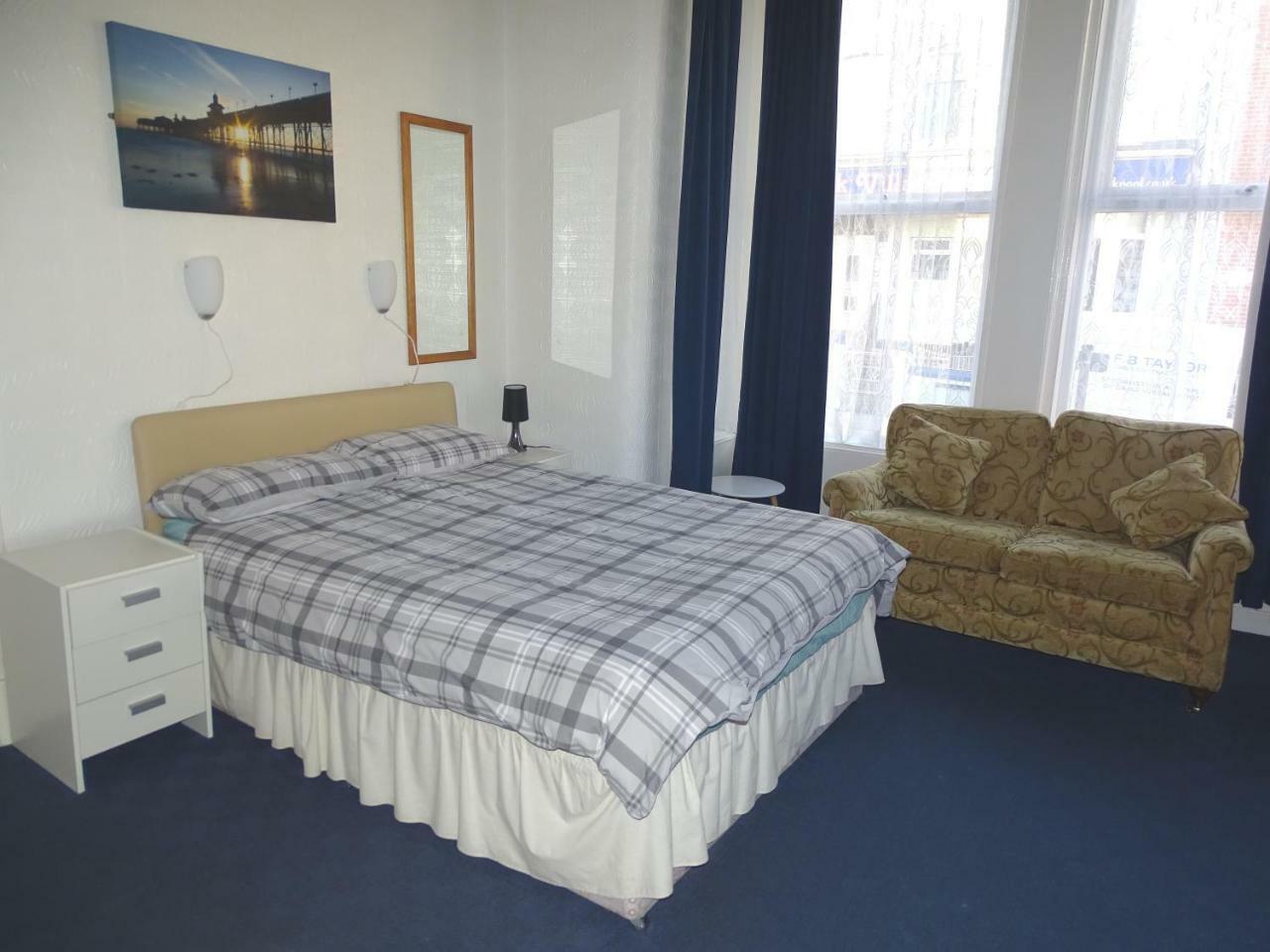 Beeton Villas Holiday Apartments Μπλάκπουλ Εξωτερικό φωτογραφία