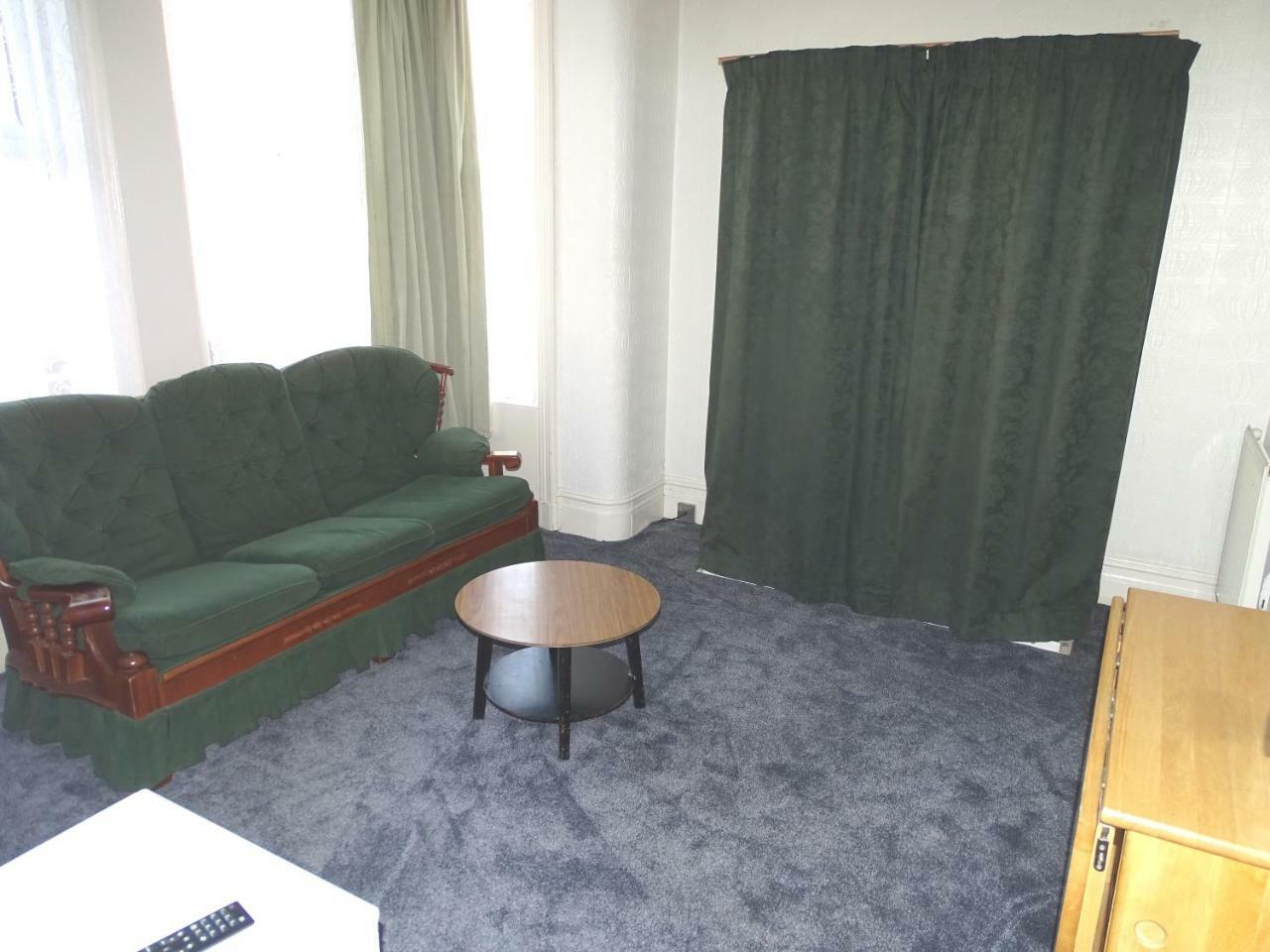 Beeton Villas Holiday Apartments Μπλάκπουλ Εξωτερικό φωτογραφία