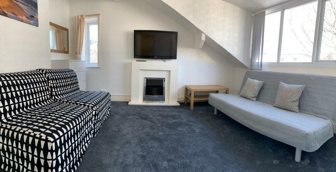 Beeton Villas Holiday Apartments Μπλάκπουλ Εξωτερικό φωτογραφία