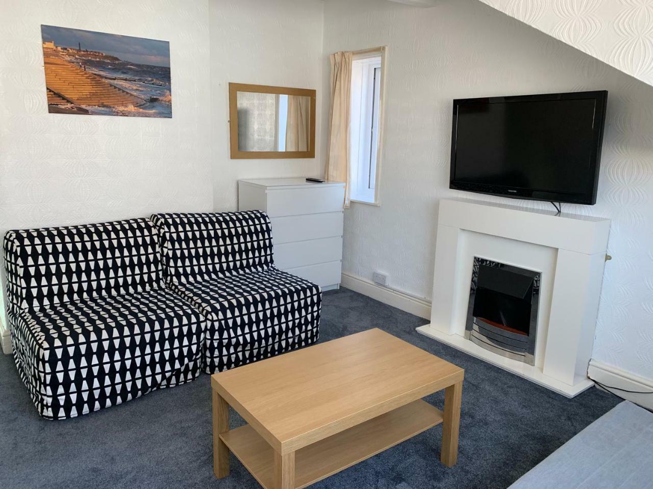 Beeton Villas Holiday Apartments Μπλάκπουλ Εξωτερικό φωτογραφία
