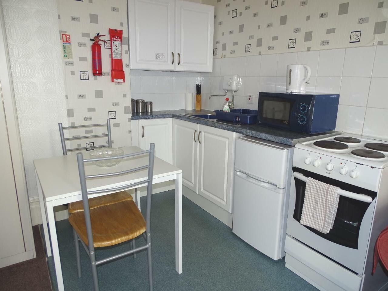 Beeton Villas Holiday Apartments Μπλάκπουλ Εξωτερικό φωτογραφία