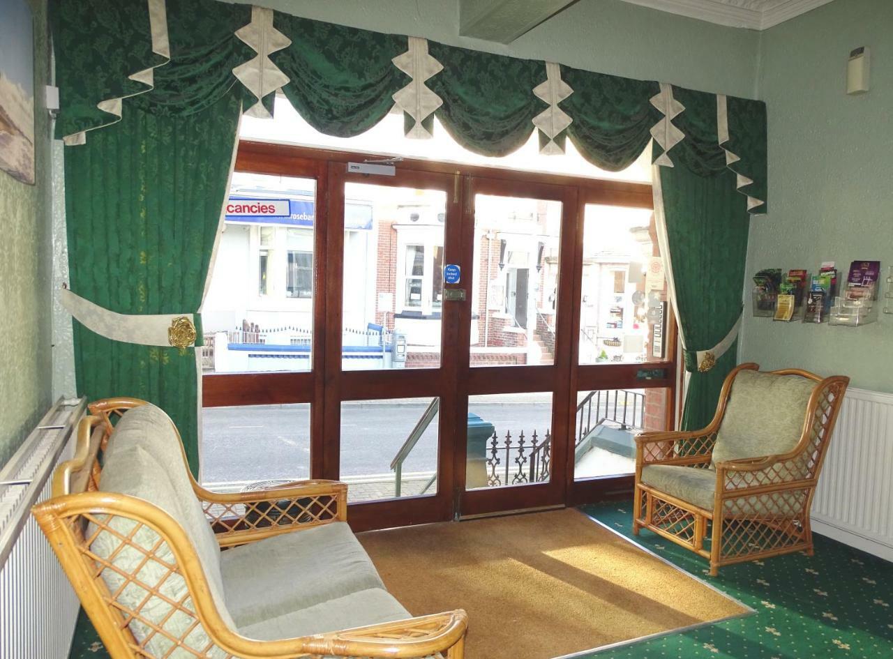 Beeton Villas Holiday Apartments Μπλάκπουλ Εξωτερικό φωτογραφία